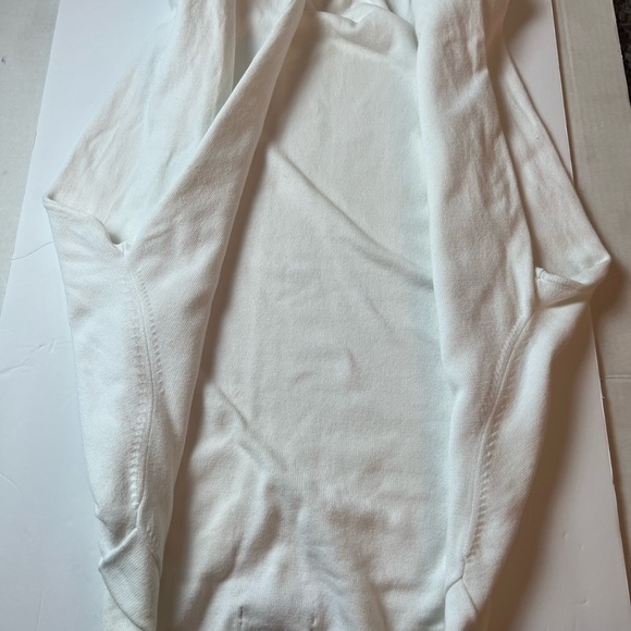 Sweater - Picture 6 of 8